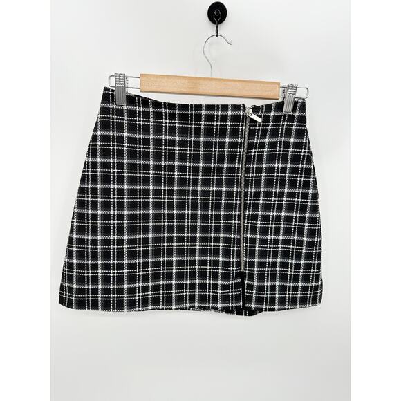 Zara Dresses & Skirts - Zara Womens Black Tweed Mini Skirt Size S Academia‎ Preppy Schoolgirl